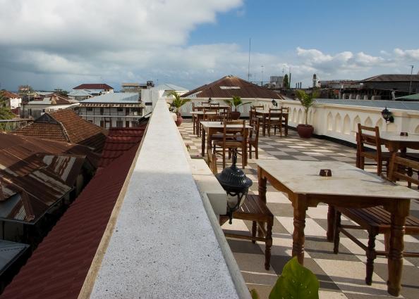 Zanzibar-3654.jpg - Roof top dining at the Dhow Palace