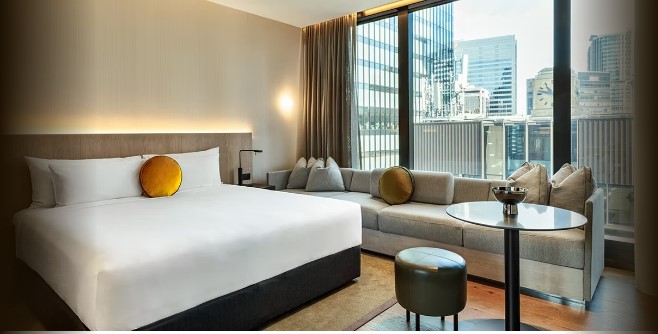 Sydney Lodge Room