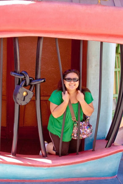 _MG_3654.jpg - Lisa in Toontown