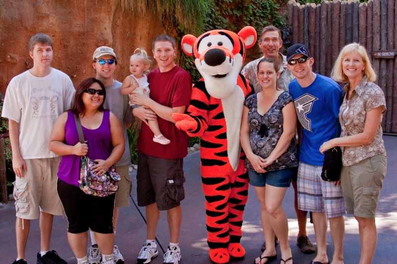 _MG_3732.jpg - Tigger and company
