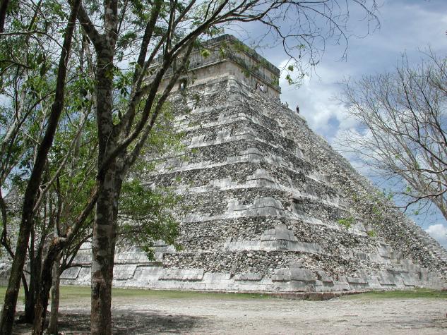 DSCN5582.JPG - Chichen Itza