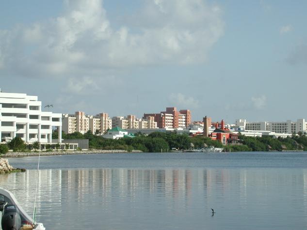 DSCN5652.JPG - Cancun Lagoon