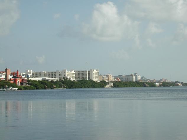 DSCN5653.JPG - Cancun Lagoon